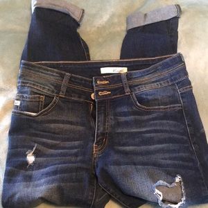 Ripped KanCan jeans 💜